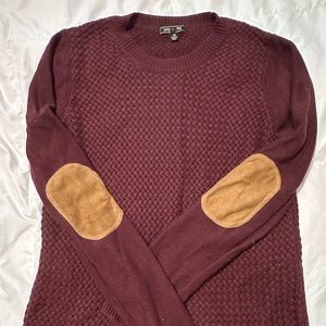 Maroon sweater